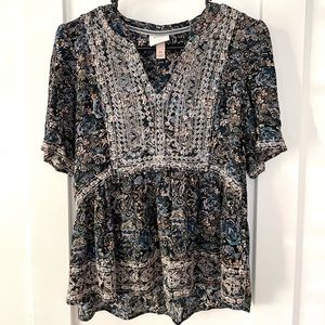 Knox Rose Floral Short-sleeved Blouse XS